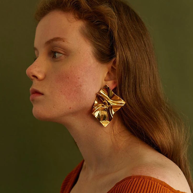 MOON OVER Pleat Simple Exaggerated Metal Earrings Irregular Independent Design Big Stud Earring High Quality Temperament Jewelry | Украшения