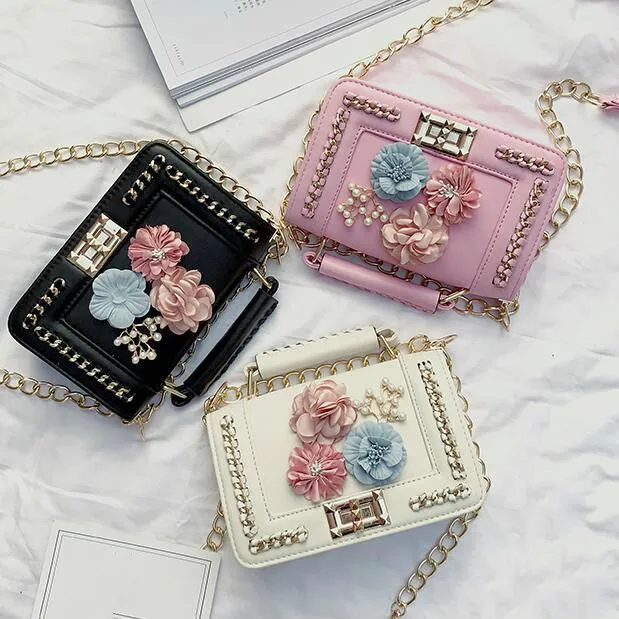 

2018 Fashion New Handbags High quality PU leather Women bag Sweet Ladies Flowers sShoulder bag Wild Chain Messenger Portable bag