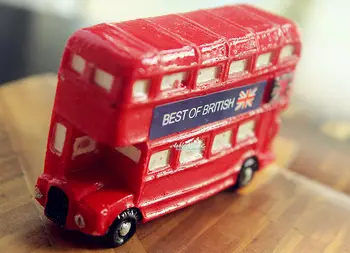 

Best of British Double Decker Bus Tourist Travel Souvenir 3D Resin Fridge Magnet Craft