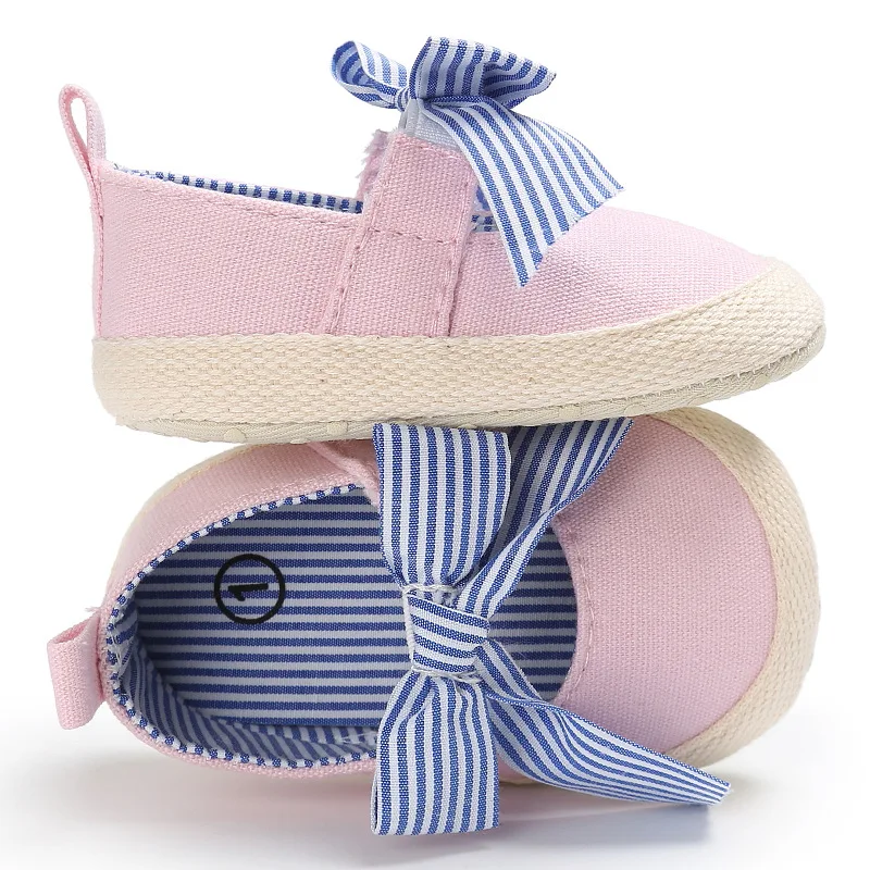 Однотонная нескользящая обувь с мягкой подошвой для маленьких детей; цвет белый, розовый, синий хлопковая обувь для малышей; для маленьких девочек; BS032