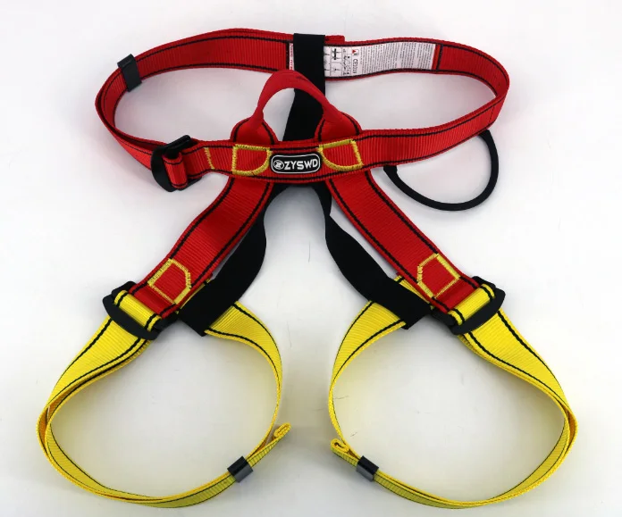 Outdoor Climbing Harness Bust Seat Belt Professional Rock Climbing Mountaineering Belt Safety Harness Rappelling Equipment - Цвет: Red And Yellow