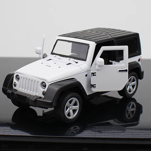 Внедорожный трансформер Jeep Wrangler Diecasts& Toy Vehicles модель автомобиля с коллекцией автомобиля игрушки для мальчика Детский подарок на день рождения - Цвет: Type 2