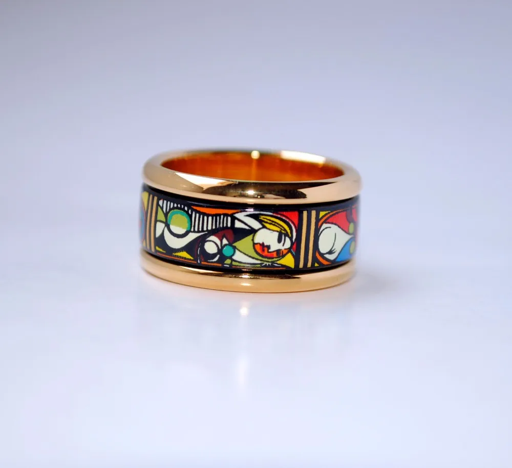 Перегородчатое покрытое вручную эмалированное кольцо в австрийском стиле