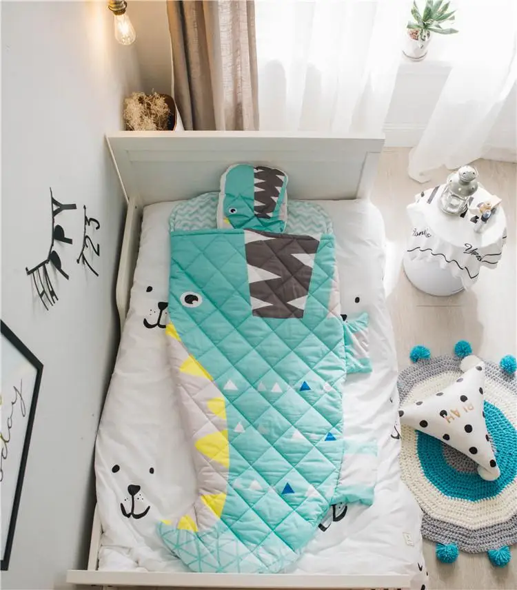 500 г Чистый хлопок детский спальный мешок высокого качества Астронавт мальчик девочка детский стиль спальный мешок детская кровать - Цвет: dinosaur with pillow