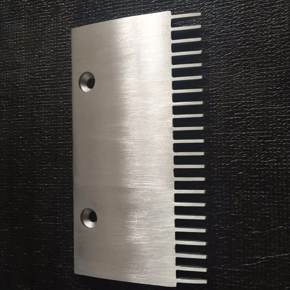 Гребешок для escalator 22 зубца 208*114|thyssen escalator|escalator comb |