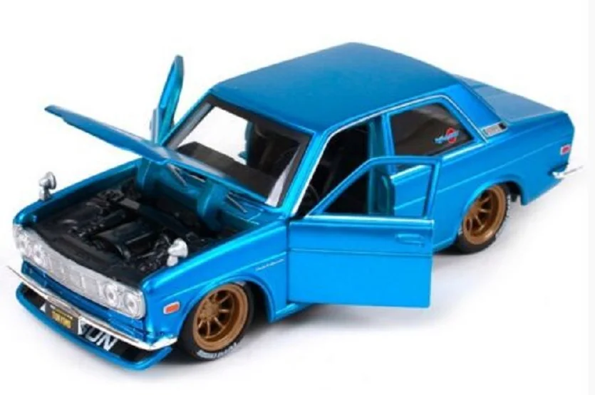 Maisto 1:24 1971 Datsun 510 Синий литой под давлением модель гоночный автомобиль Транспортное средство игрушка Новинка в коробке