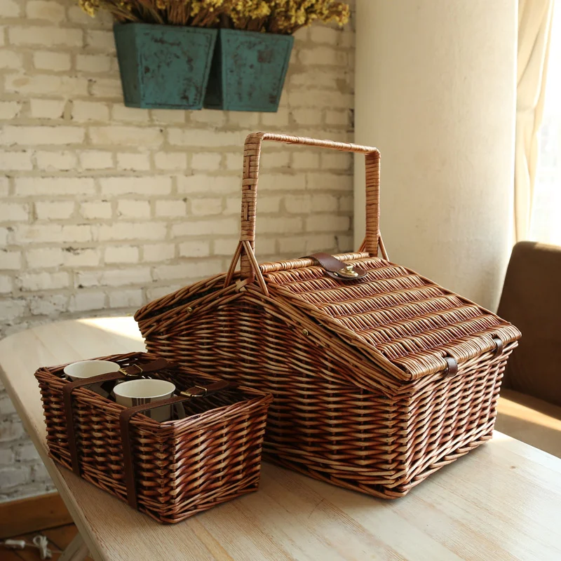 New House shaped Wicker Picnic Basket Creative Pastoral Household