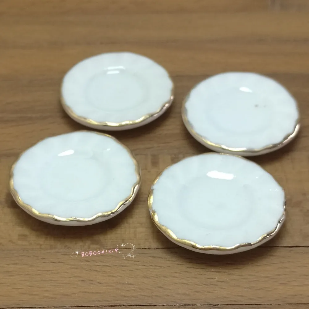 

Dollhouse Miniature 1:12 Toy 4 Porcelaine Golden Rim Round White Plates Diameter 2.4cm