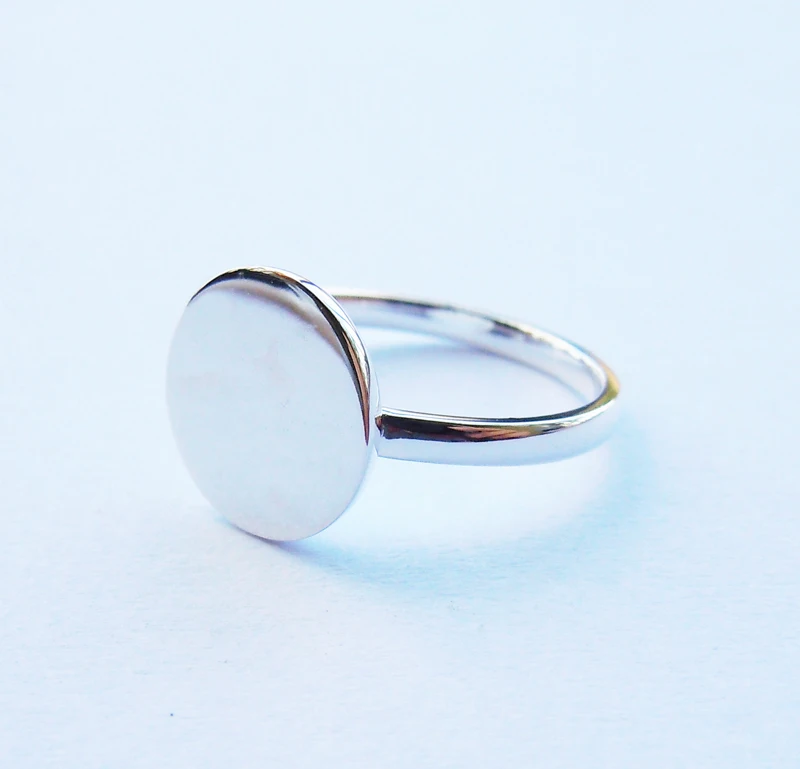Цельное кольцо из чистого серебра 925 пробы