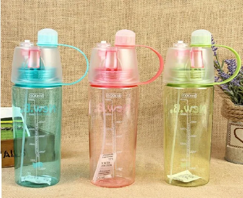 600 ملليلتر البلاستيك الرياضة رذاذ زجاجة المياه زجاجة القش ل مكبر صوت لاسلكي بالبلوتوث المحمولة غلاية شاكر الصالة الرياضية زجاجات الشرب الغو...