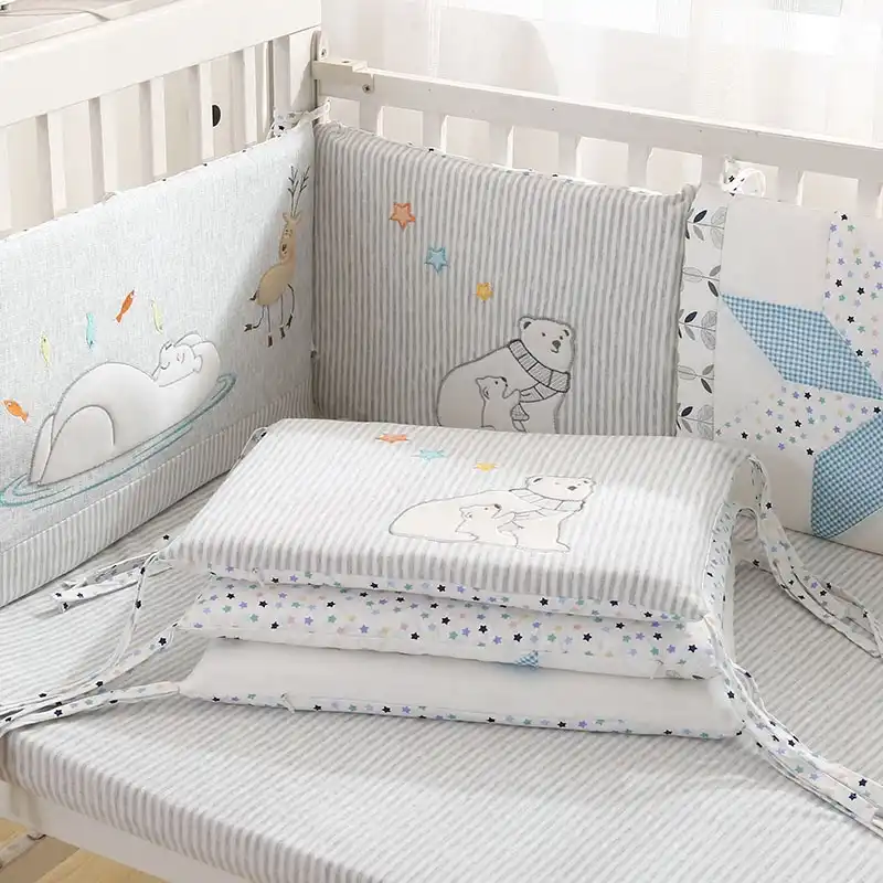 knitted cot bumper