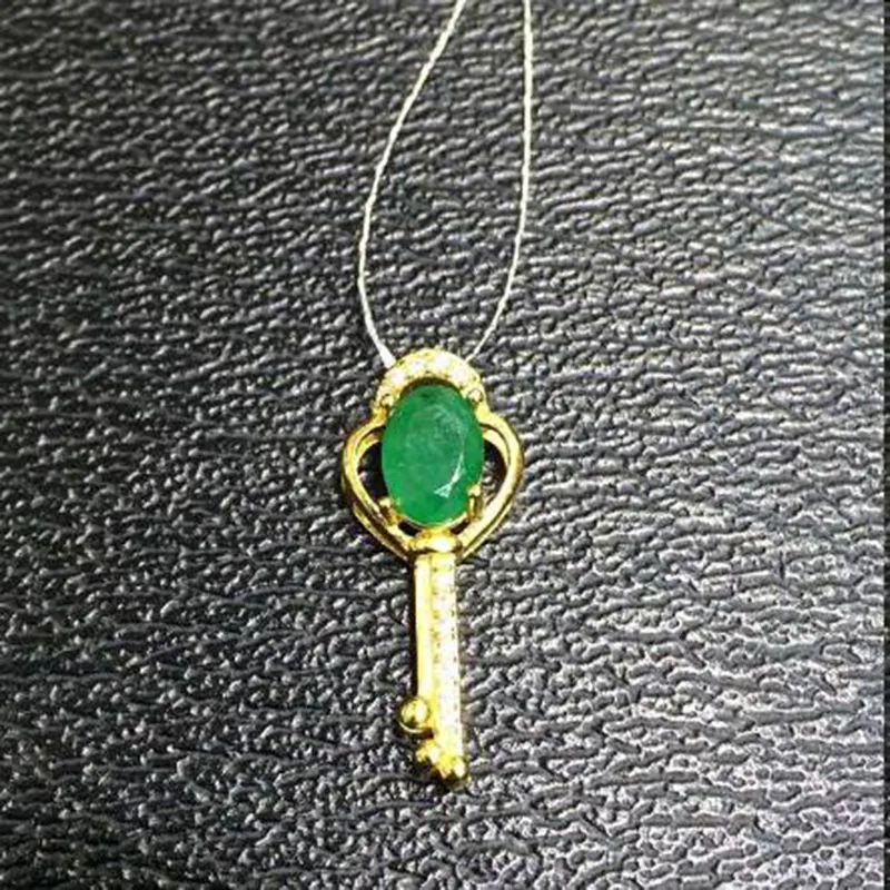 

Collier Qi Xuan_Fashion Jewelry_Colombia Green Stone Key Necklaces_S925 Solid Silver Pendant Necklaces_Factory Directly Sales