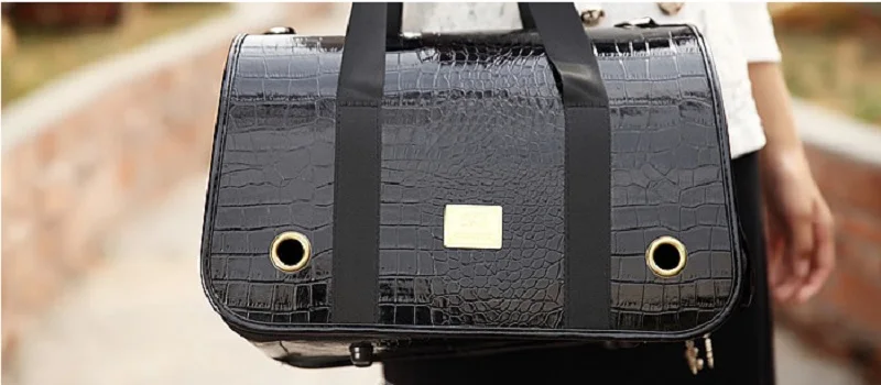 X20_PU_Leather_Pet_Dog_Carrier_Bag_Breathable_Portable_Travel_Dog_Carrier_Handbag_Puppy_Dog_Cat_Carrier_Bag_Waterproof (6)
