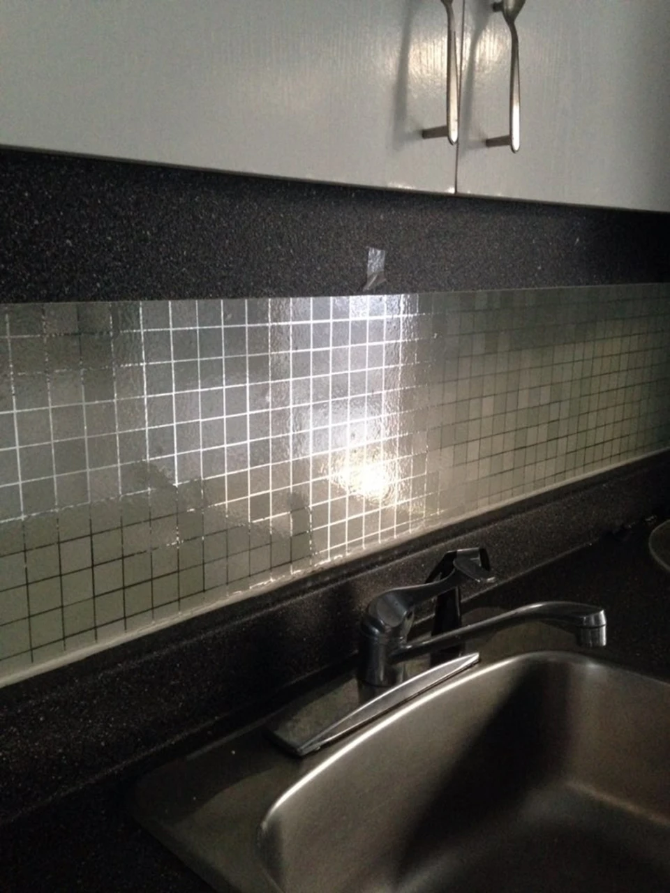 Алюминиевая фольга мозаичная плитка рулон обоев для ванной комнаты ПВХ водонепроницаемый винил самоклеющаяся декоративная пленка кухонный ящик стикер