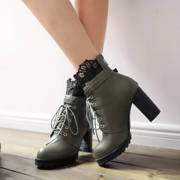 

Big Size 11 12 13 14 15 Ma'am Short boots Pure color Frenulum Metal decoration Boot barrel High heel boots