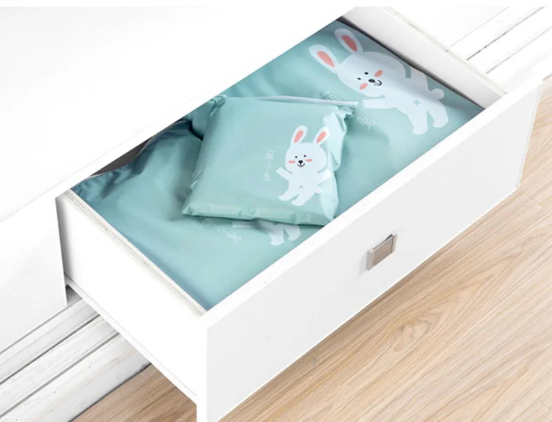 3892780225_845047883