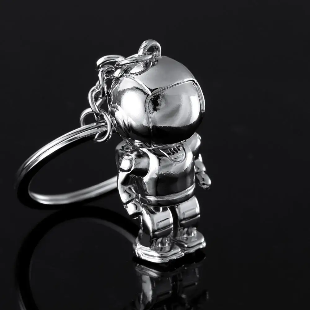 

2019 Lovely Fashion WKOUD 1 Pcs 3D Astronaut Keychain Space Robot Keychain Zinc Alloy Keychain Key Ring Pendant Gifts