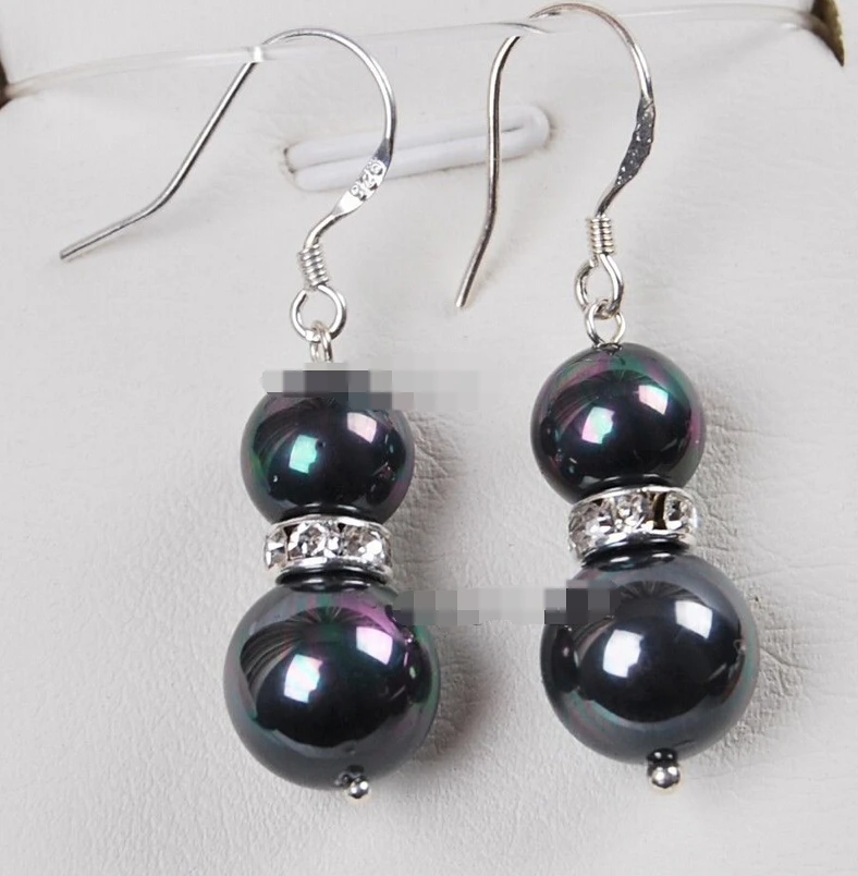 

1589 Black South Sea Shell Pearl Earring