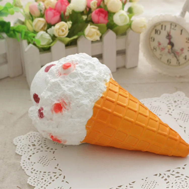 Squeeze Ice Cream Cone Jumbo 19cm Slow Rising White Collection Gift