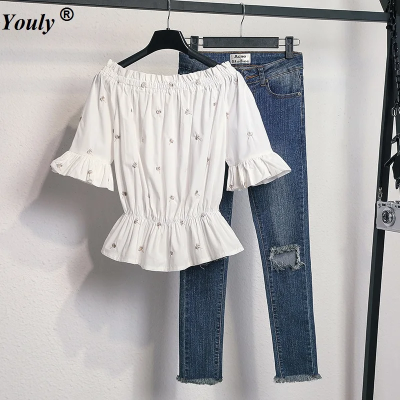 

Embroidery Off Shoulder Slash Collar Blouse Shirt Women 2019 Casual Floral Ruffle Beach Feminine Blouse Vintage White Slim Tops