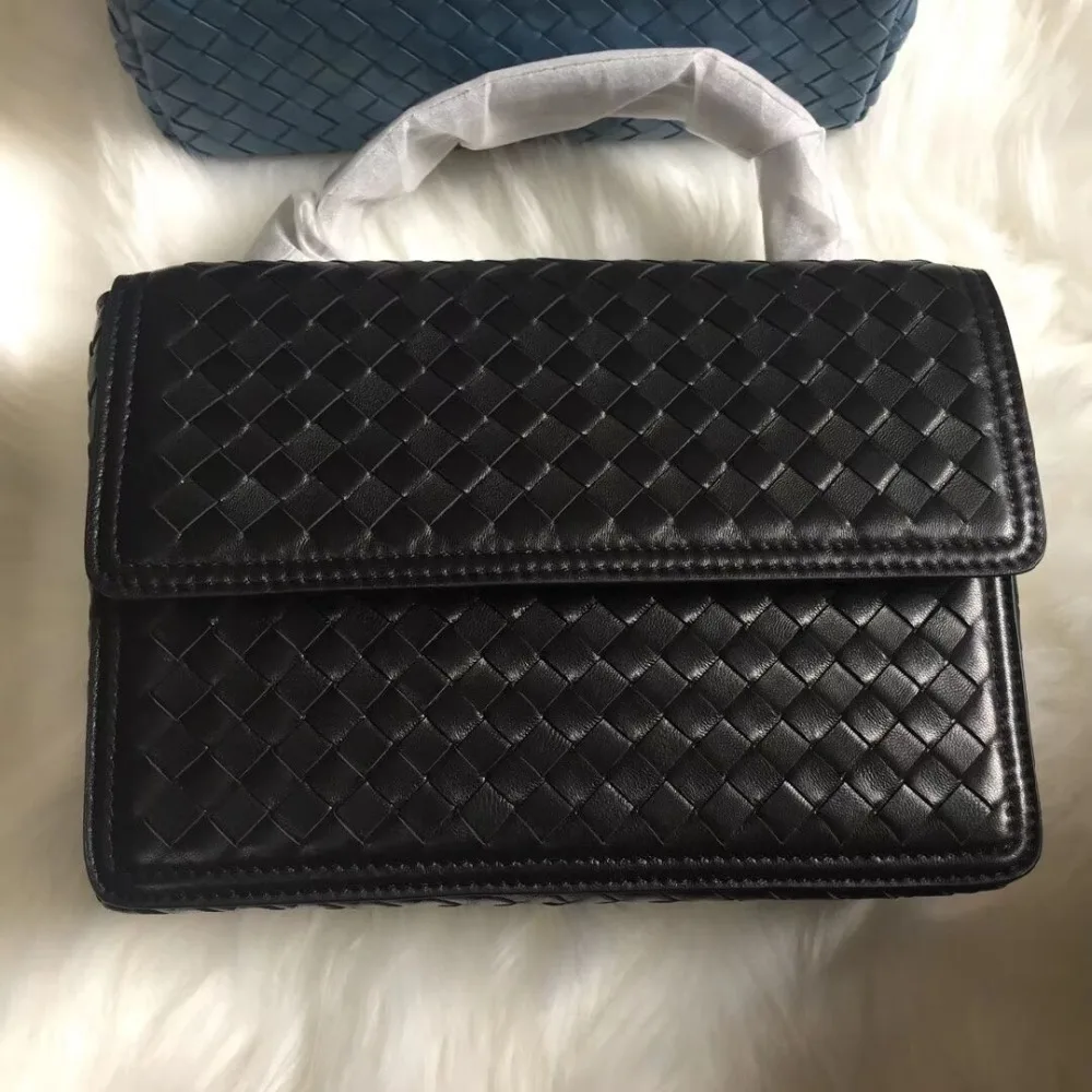 

2018Newest Style Handbag The Single Shoulder Bag Woman Woven Top quality sheepskin Internal and external dermis Fashion Woman