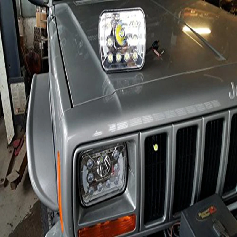 High Low Beam Led Headlights for Jeep Wrangler YJ Cherokee XJ Toyota Pickup H6054 H5054 H6054LL 69822 6052 6053 with Angel Eyes DRL