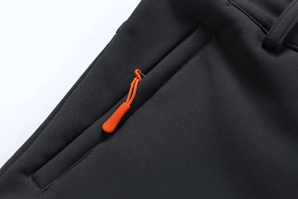 4633723856_1832000105