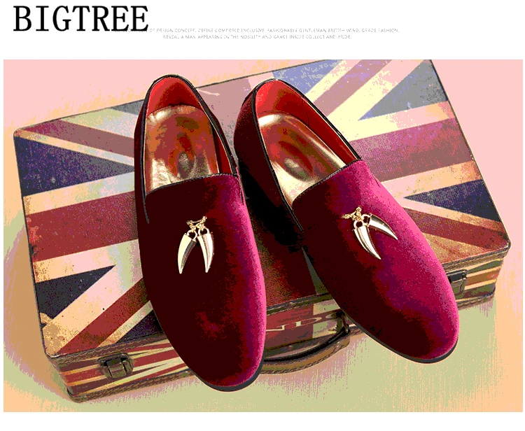 4677693989_1818887253