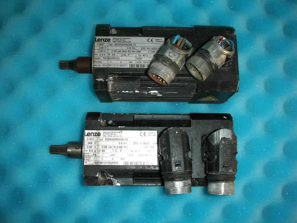 

1PC USED LENZE servo MDSKSRS036-13