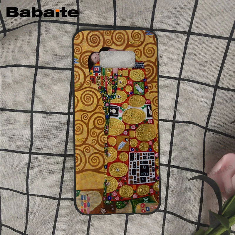 Kiss by Gustav Klimt Design