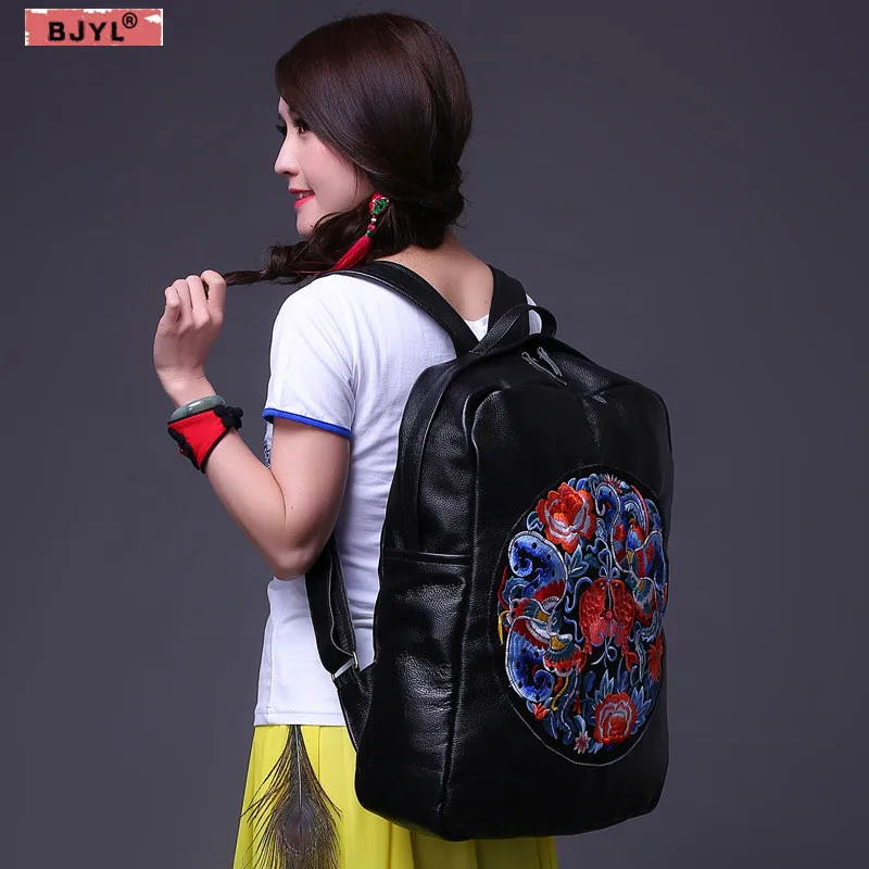 

BJYL 2018 new national wind Women Backpacks Genuine leather female shoulder bag large capacity embroidered oversized travel bag