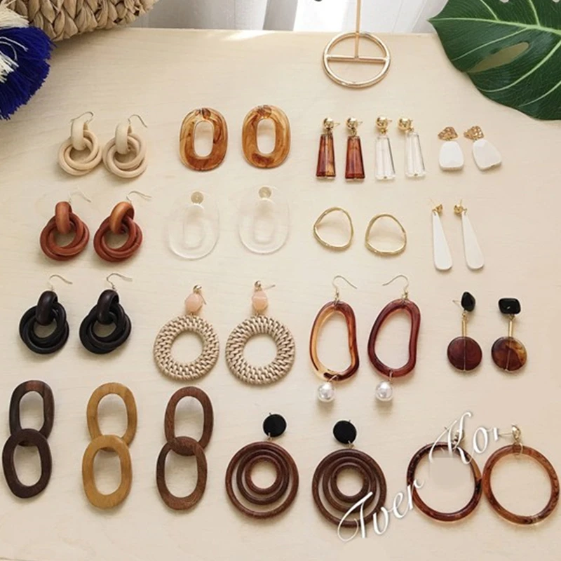 

New Minimalist Vintage Brown Acrylic Wooden Surround Long Earrings Women Antique Round Large Drop Earrings Gift