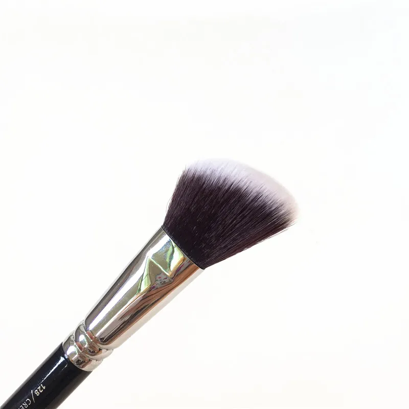 Zoeva 128 CREAM CHEEK BRUSH _ 4