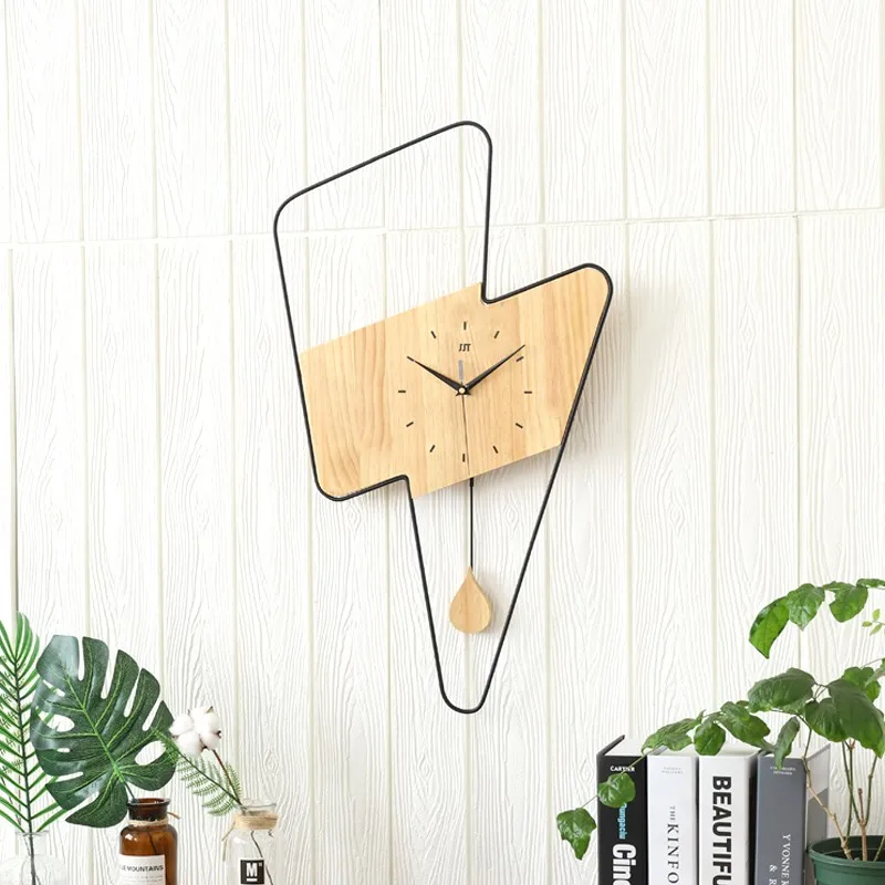 

Fashion Cool Lightning Wall Clock Wood Living Room Clocks Creative Personality Trend Bedroom Mute Wall Clock Quartz