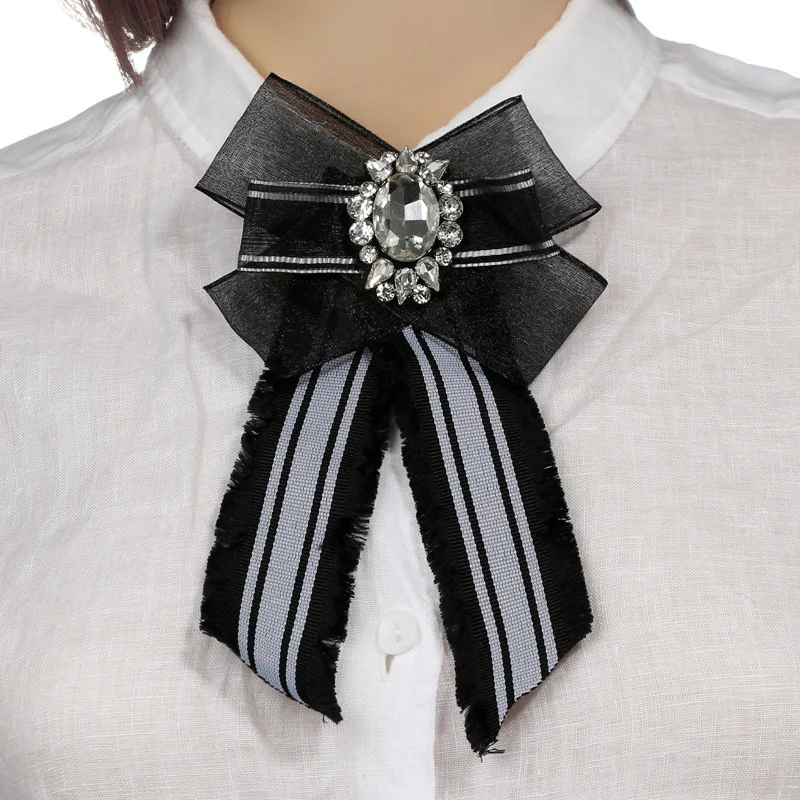 ribbon bow tie brooch