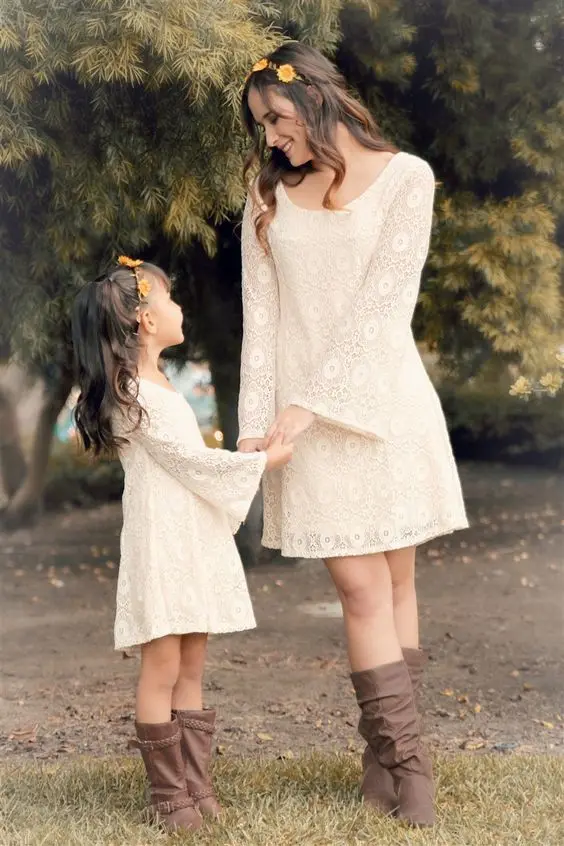 

Women Mother Daughter Long Sleeve Dresses Lace Elegant Family Matching Clothing