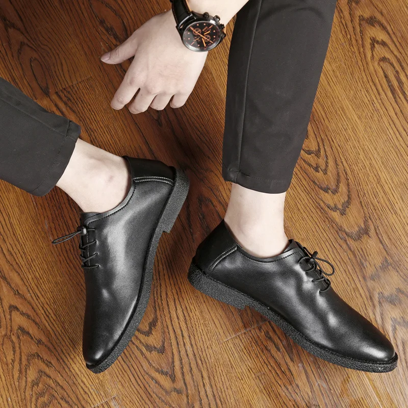 

2018 summer pointed leather shoes men's foot leather tide shoes men's British retro leather casual shoes