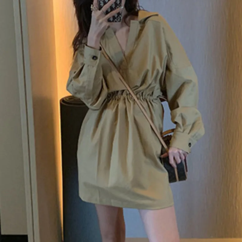 

LANMREM 2019 Autumn New Casual Fashion Temperament Women Loose Solid Color Lapel Long Sleeve Drawstring V-neck Dress TC689