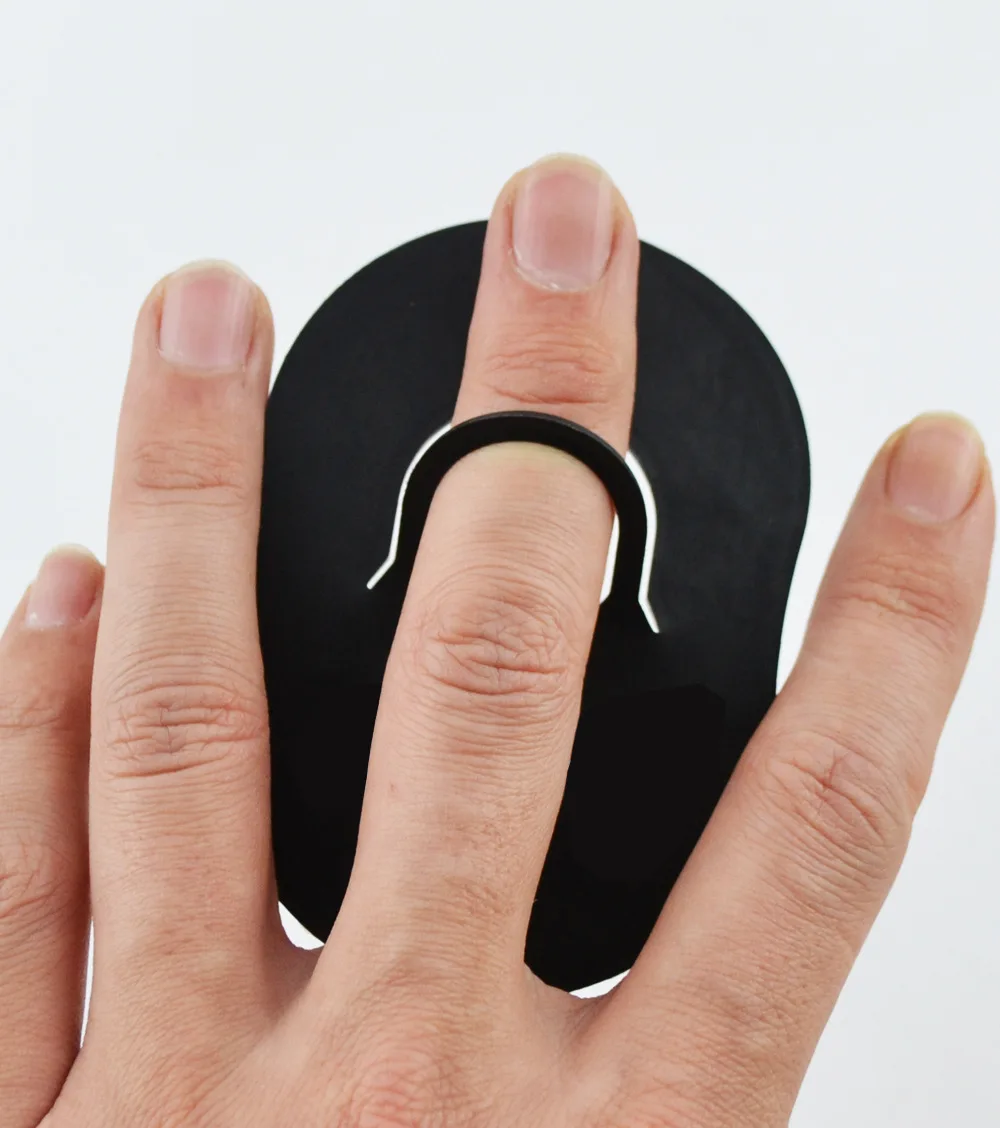 

Fingers black small round comb Plastic Pro Salon Barber Hairdressing Shampoo brush Reduce Hair Loss Hair Care Tool