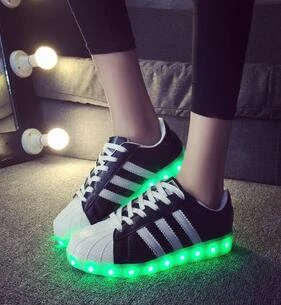 Led luminoso 2015 los zapatos ocasionales zapatos zapatos LED para mujeres y hombres moda adulto enciende el LED de carga USB zapato Chaussure Lumineuse|led penlight|led lights for shoes -