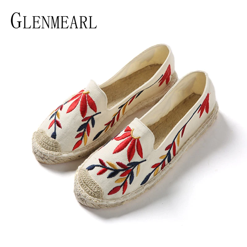 

Women Flats Brand Casual Loafers Shoes Spring Summer Embroidered Camouflage Female Fisherman Driving Canvas Lady Shoes Plus Size