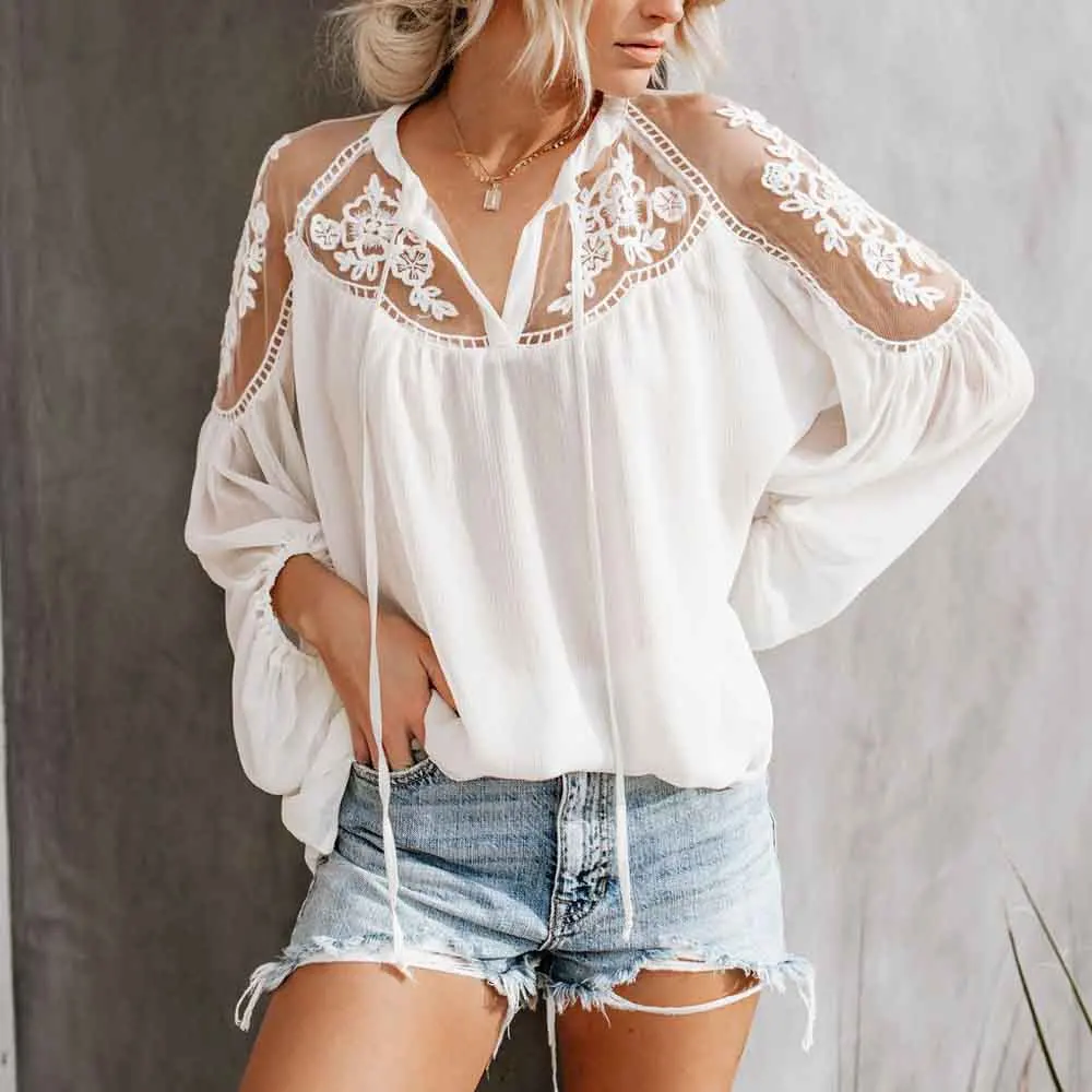 

Women Lace Blouse Tops Sexy V Neck Lace Crochet Patchwork White And Black Blusas Lady Summer See Trough Transparent Blouse Shirt