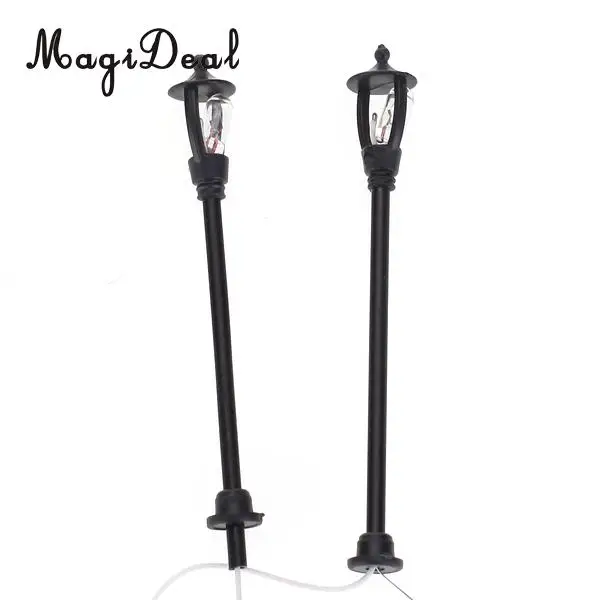 Hot Sale Painted People Figures Bench Lamppost Lights Model for Park Garden Street Station Platform Layout Scene Children Toys