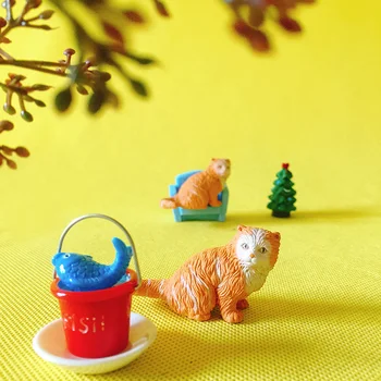 

1pcs cute kitty/orange/dots/miniatures/lovely cat/ animals/fairy garden gnome/terrarium decoration/crafts/a13/a21/toy/model