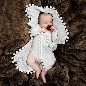 

High Quality Blanket Baby Cotton Pompom Side Blanket With High Quality Comfortable For Kids With High Quality