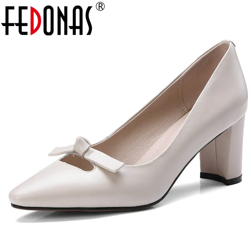 

FEDONAS 2018 New Women Spring Summer Genuine Leather Shoes High Heels Women Pumps Pointed Toe Butterfliy Wedding Shoes Woman