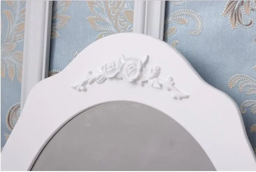 European dressing table bedroom garden small apartment simple dressing table modern princess mini economic makeup table