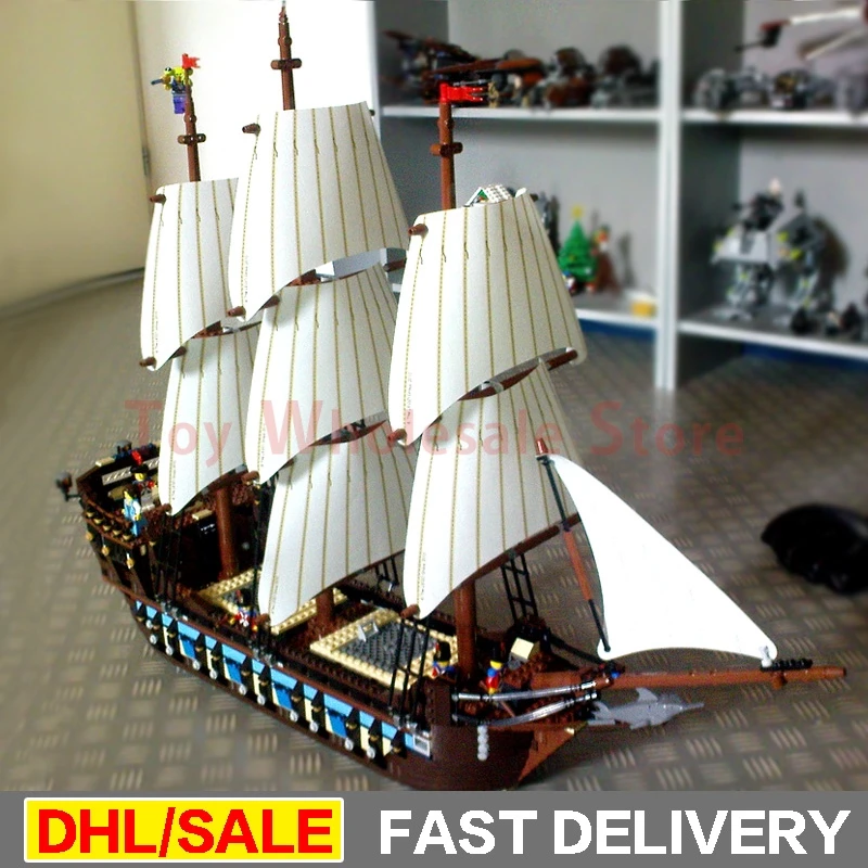 

LEPIN 22001 Pirates Series The Imperial Flagship Model Building Blocks Set Pirate Ship lepins Toys For children Clone 10210