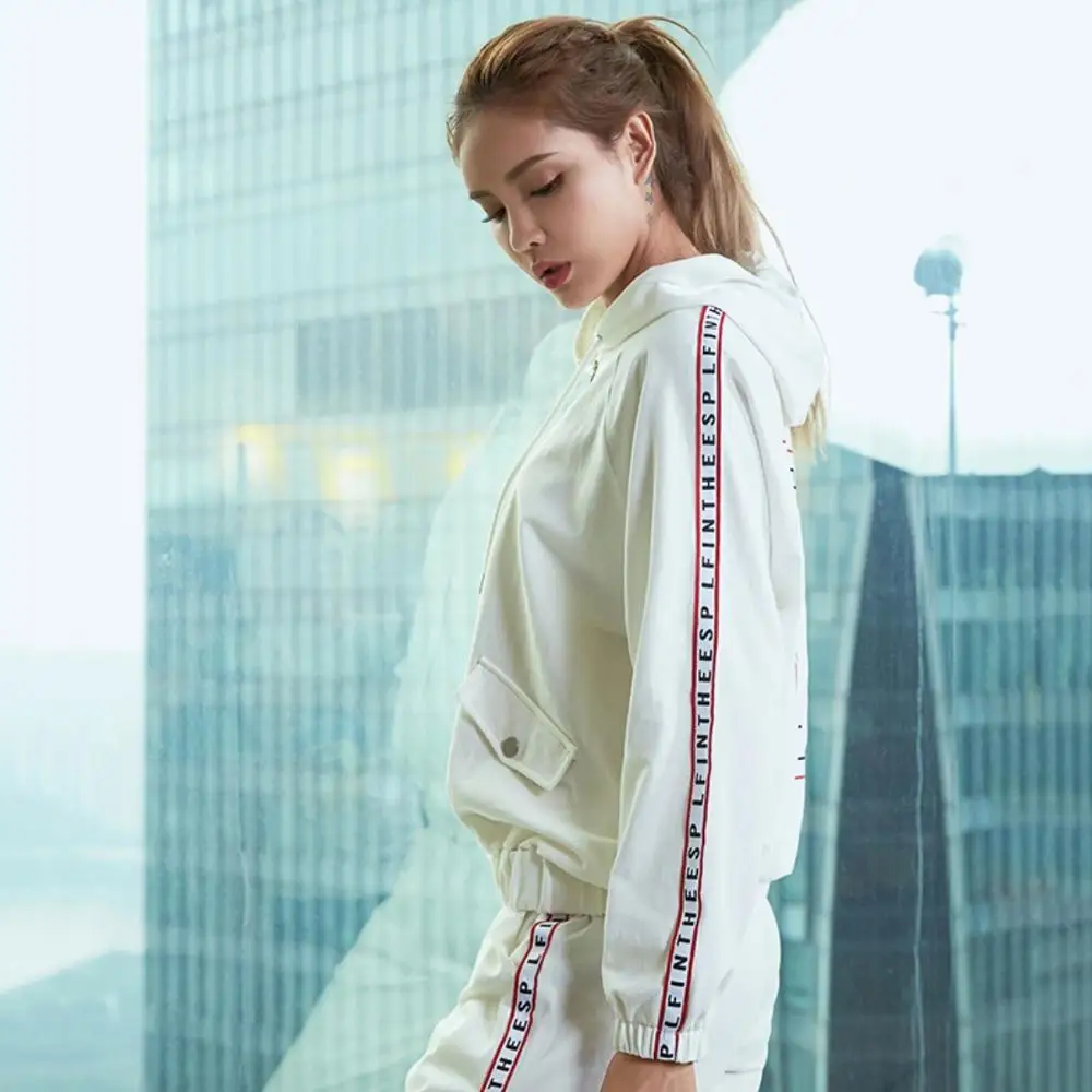 

EF564 Hooded Running Zipper Jacket Women Sports Yoga Top Workout Jacket Fitness Tracksuits Training Long Sleeve Sweatshirt