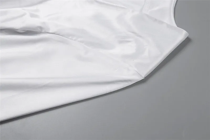 9546951805_1973477789